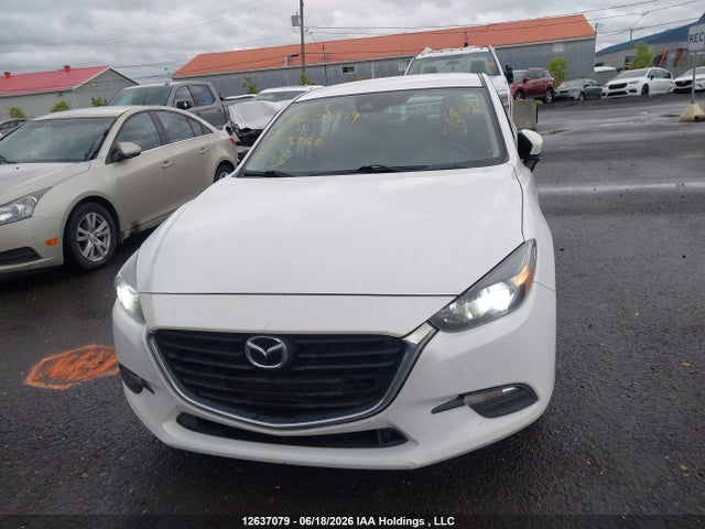 3MZBN1U77JM236566 Mazda Mazda3 Gx