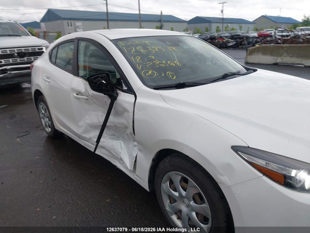 3MZBN1U77JM236566 Mazda Mazda3 Gx
