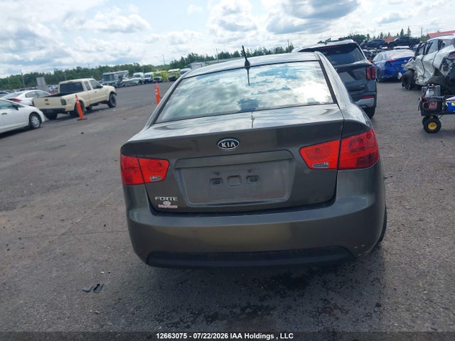 2012 Kia Forte 2.0l Lx მანქანა იყიდება აუქციონზე, vin: KNAFT4A25C5545642, აუქციონის ნომერი: 12663075