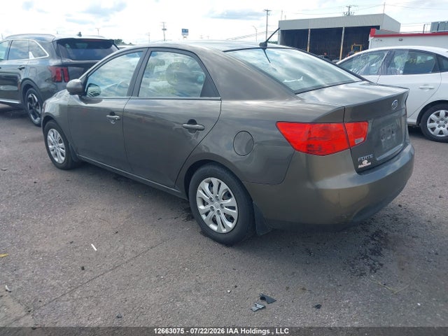 2012 Kia Forte 2.0l Lx მანქანა იყიდება აუქციონზე, vin: KNAFT4A25C5545642, აუქციონის ნომერი: 12663075