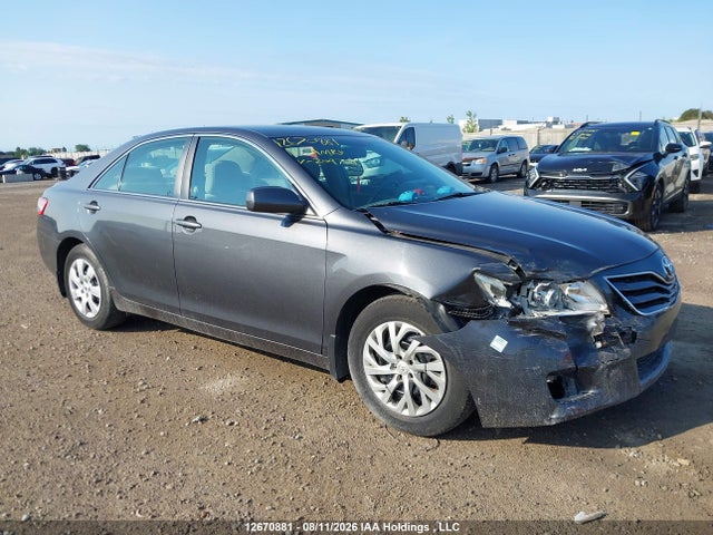 12670881 :رقم المزاد ، 4T1BF3EKXBU209708 vin ، 2011 Toyota Camry Se/le/xle مزاد بيع