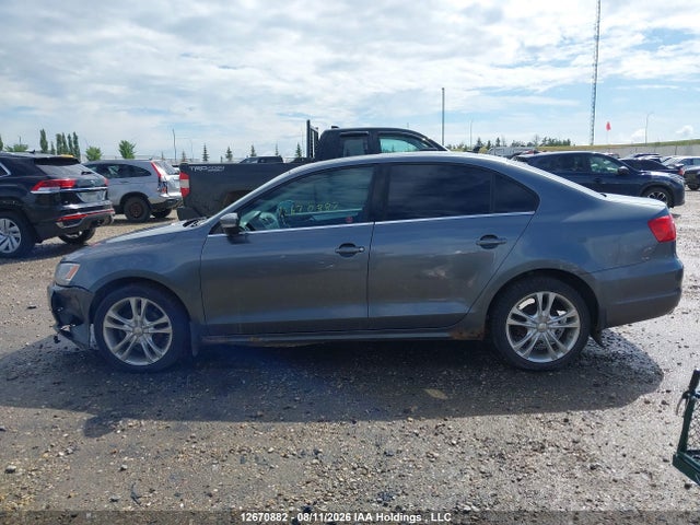 Продаж на аукціоні авто 2011 Volkswagen Jetta 2.0 Tdi Highline, vin: 3VWLL7AJ4BM102709, номер лоту: 12670882