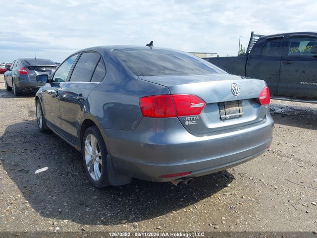 Продаж на аукціоні авто 2011 Volkswagen Jetta 2.0 Tdi Highline, vin: 3VWLL7AJ4BM102709, номер лоту: 12670882