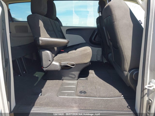 12670920 :رقم المزاد ، 2C4RDGBG3GR394429 vin ، 2016 Dodge Grand Caravan Se مزاد بيع