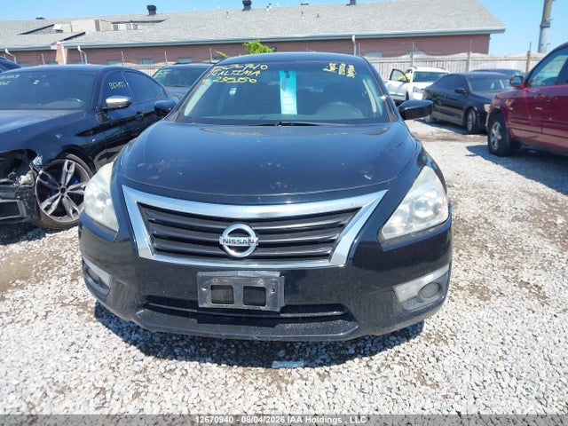 2014 Nissan Altima მანქანა იყიდება აუქციონზე, vin: 1N4AL3AP4EN235350, აუქციონის ნომერი: 12670940