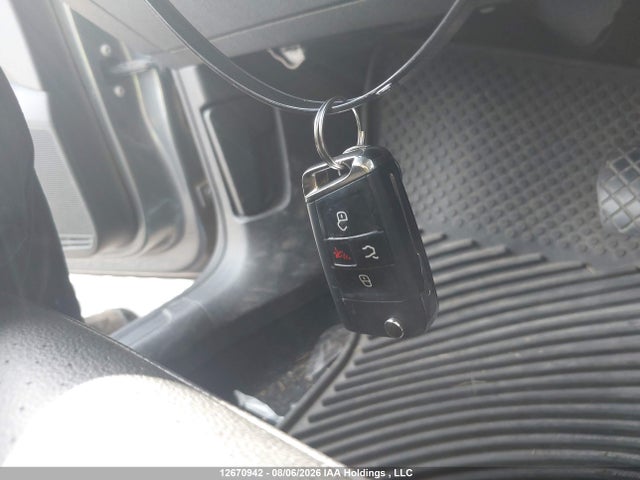 Продажа на аукционе авто 2017 Volkswagen Golf Sportwagen, vin: 3VW017AU9HM512997, номер лота: 12670942