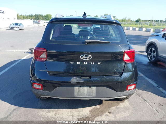 KMHRC8A35LU040041 Hyundai Venue Ultimate With Black Interior