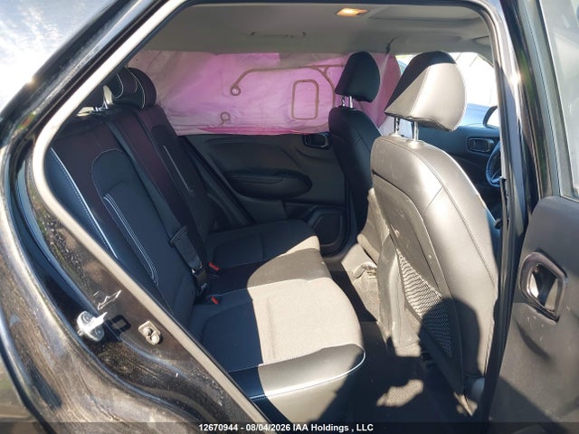 KMHRC8A35LU040041 Hyundai Venue Ultimate With Black Interior