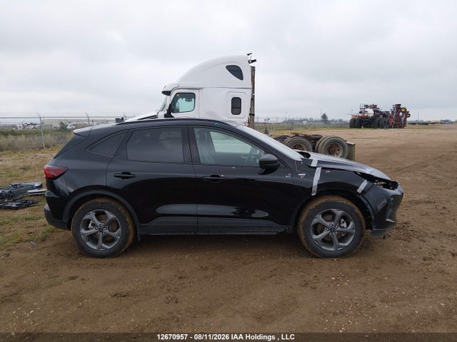 2025 Ford Escape St-line მანქანა იყიდება აუქციონზე, vin: 1FMCU9MN7SUB26651, აუქციონის ნომერი: 12670957