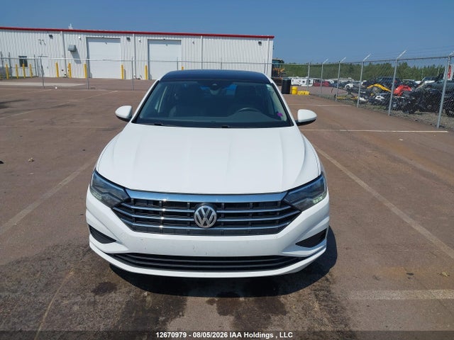 12670979 :رقم المزاد ، 3VWE57BU1MM067237 vin ، 2021 Volkswagen Jetta Highline مزاد بيع