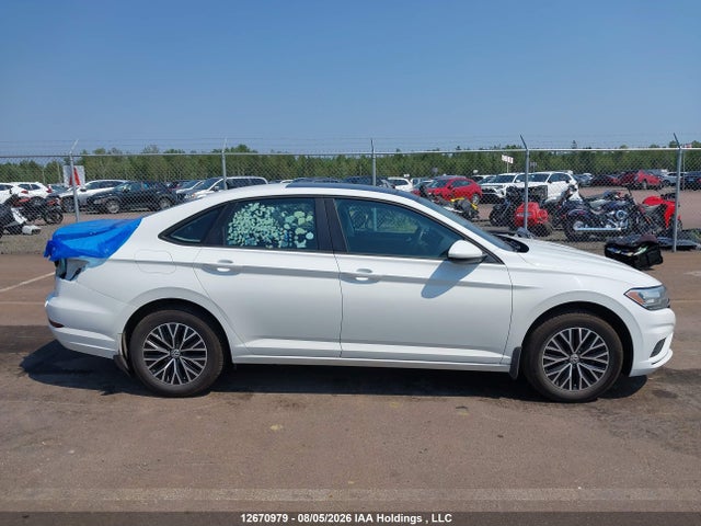 12670979 :رقم المزاد ، 3VWE57BU1MM067237 vin ، 2021 Volkswagen Jetta Highline مزاد بيع