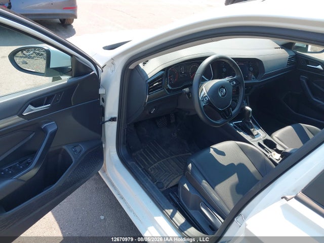 12670979 :رقم المزاد ، 3VWE57BU1MM067237 vin ، 2021 Volkswagen Jetta Highline مزاد بيع