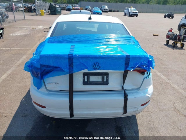 12670979 :رقم المزاد ، 3VWE57BU1MM067237 vin ، 2021 Volkswagen Jetta Highline مزاد بيع