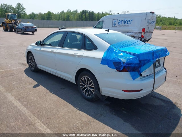 12670979 :رقم المزاد ، 3VWE57BU1MM067237 vin ، 2021 Volkswagen Jetta Highline مزاد بيع