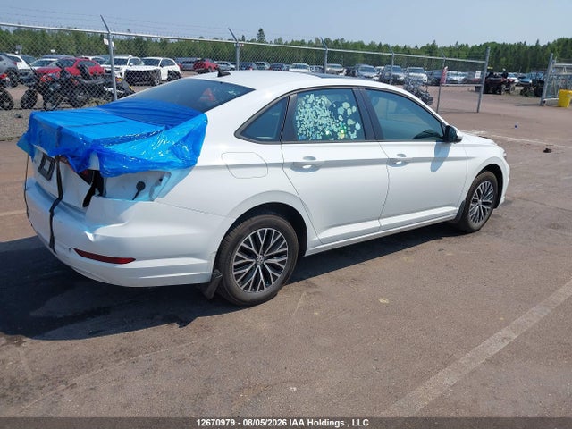 12670979 :رقم المزاد ، 3VWE57BU1MM067237 vin ، 2021 Volkswagen Jetta Highline مزاد بيع