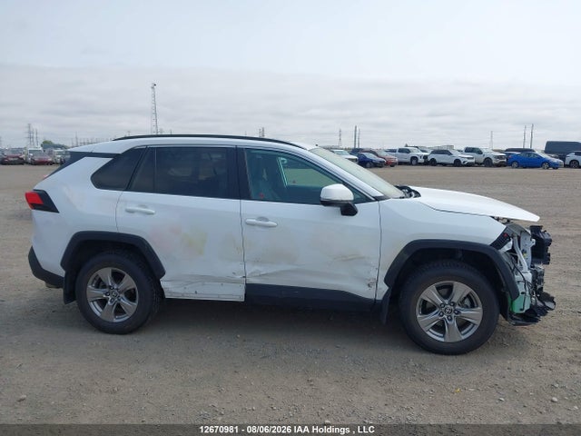 Продажа на аукционе авто 2022 Toyota Rav4 Xle, vin: 2T3R1RFVXNW314219, номер лота: 12670981