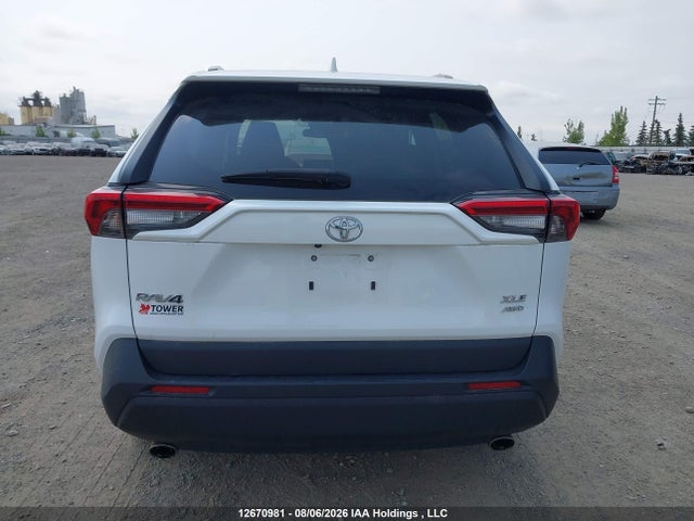 Продажа на аукционе авто 2022 Toyota Rav4 Xle, vin: 2T3R1RFVXNW314219, номер лота: 12670981