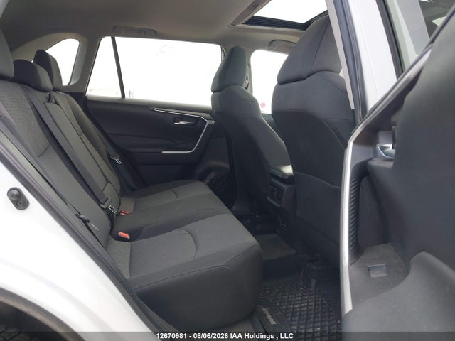 Продажа на аукционе авто 2022 Toyota Rav4 Xle, vin: 2T3R1RFVXNW314219, номер лота: 12670981