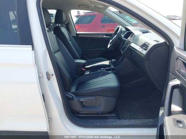 2022 Volkswagen Tiguan მანქანა იყიდება აუქციონზე, vin: 3VV2B7AX0NM094653, აუქციონის ნომერი: 12671007
