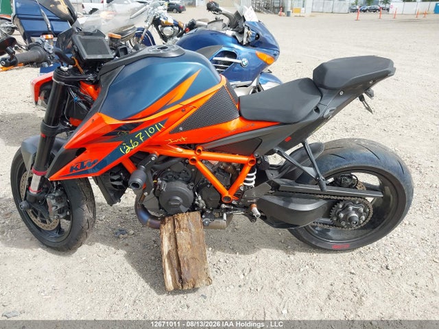2020 Ktm 1290 Super Duke R მანქანა იყიდება აუქციონზე, vin: VBKV39407LM921896, აუქციონის ნომერი: 12671011