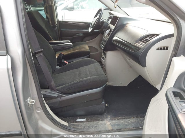 2015 Dodge Grand Caravan Se მანქანა იყიდება აუქციონზე, vin: 2C4RDGBG7FR735300, აუქციონის ნომერი: 12671027