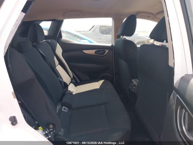 JN1BJ1AW8PW112229 Nissan Qashqai S