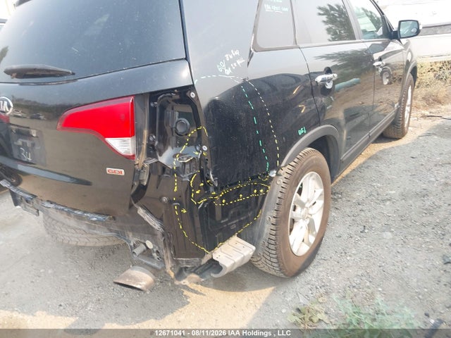 KIA SORENTO LX 2015 5XYKTCA67FG601641 Image 6