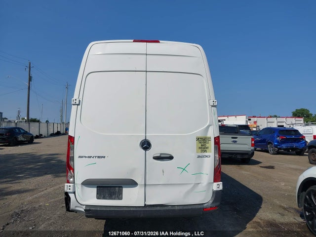 12671060 :رقم المزاد ، W1Y4DCHYXNP452209 vin ، 2022 Mercedes-benz Sprinter 2500 مزاد بيع