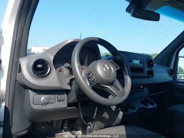12671060 :رقم المزاد ، W1Y4DCHYXNP452209 vin ، 2022 Mercedes-benz Sprinter 2500 مزاد بيع