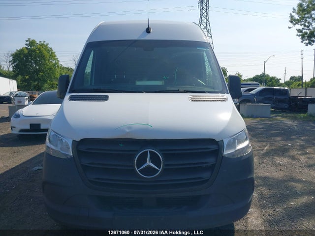 12671060 :رقم المزاد ، W1Y4DCHYXNP452209 vin ، 2022 Mercedes-benz Sprinter 2500 مزاد بيع