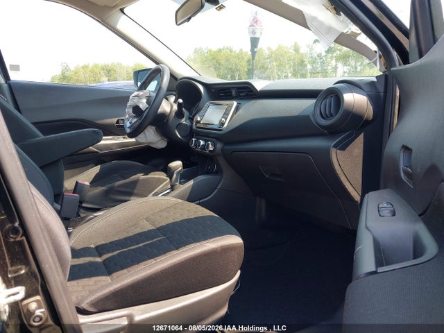 12671064 :رقم المزاد ، 3N1CP5BV0ML530561 vin ، 2021 Nissan Kicks S مزاد بيع