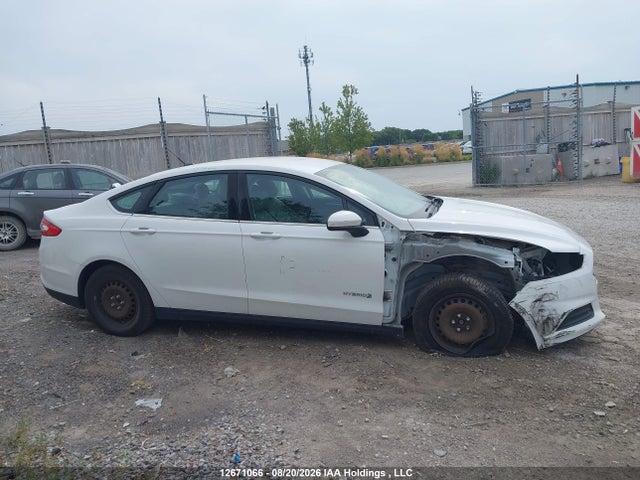 Ford Fusion S Hybrid 2014 3FA6P0UU2ER285722 Image 13