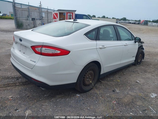 Ford Fusion S Hybrid 2014 3FA6P0UU2ER285722 Image 4