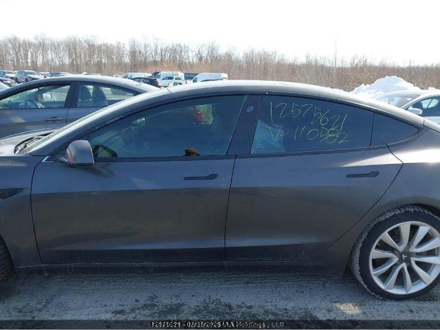 Auction sale of the 2018 Tesla Model 3 Long Range/mid Range, vin: 5YJ3E1EA3JF110582, lot number: 12671067