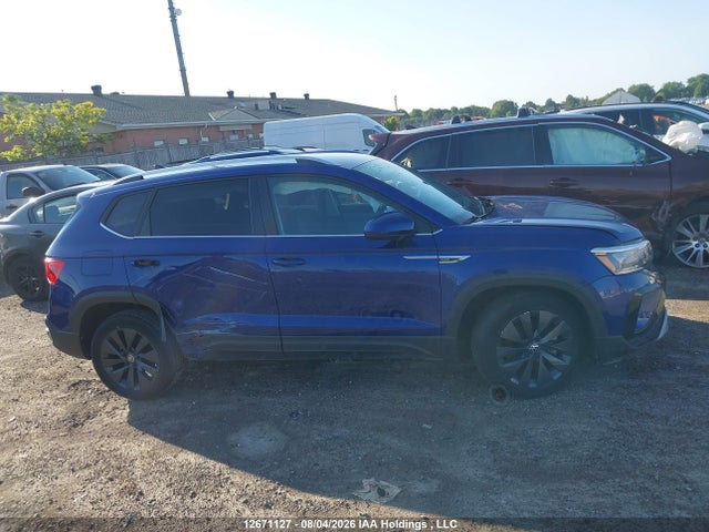 Volkswagen TAOS SE 2024 3VVSX7B21RM098317 Image 13
