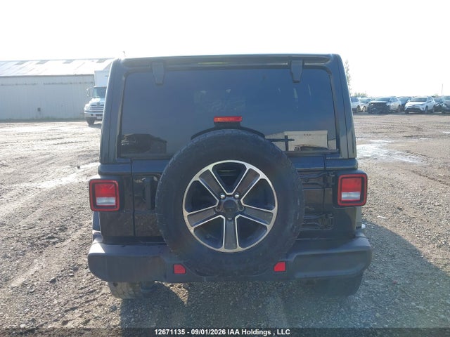 1C4HJXEN9PW614579 Jeep Wrangler Sahara