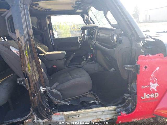 1C4HJXEN9PW614579 Jeep Wrangler Sahara