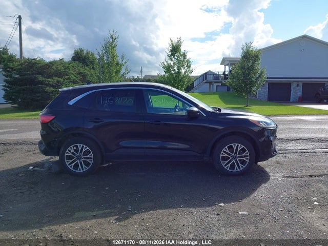 1FMCU9H61NUB20481 Ford ESCAPE SEL