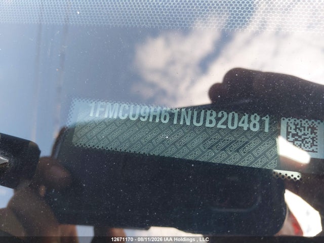 1FMCU9H61NUB20481 Ford ESCAPE SEL
