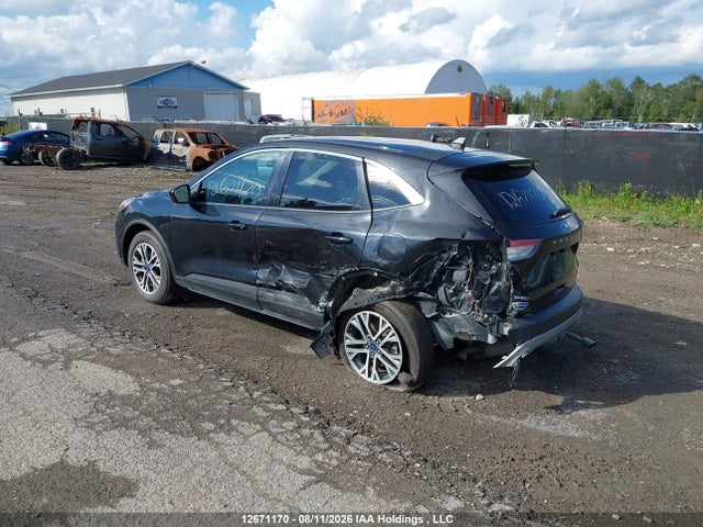 1FMCU9H61NUB20481 Ford ESCAPE SEL