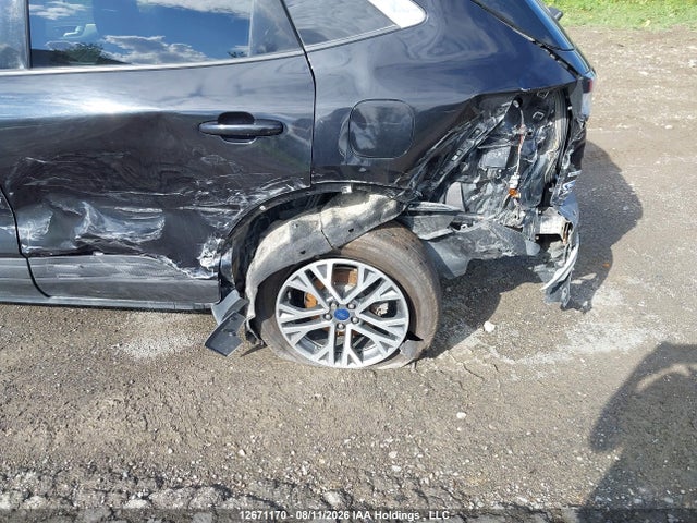 1FMCU9H61NUB20481 Ford ESCAPE SEL