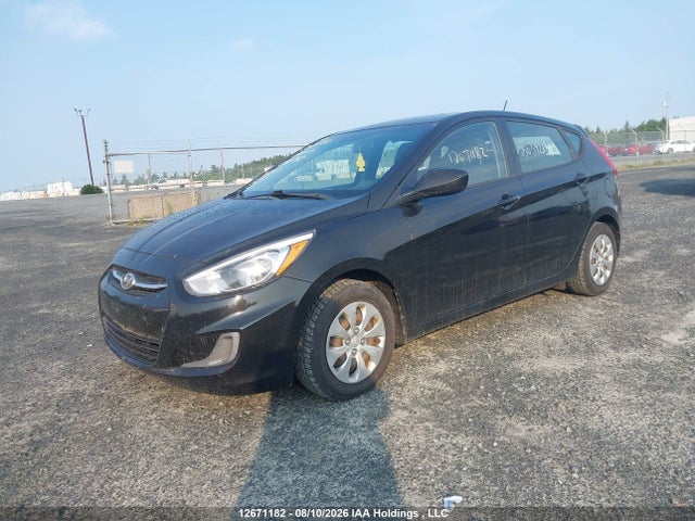 Hyundai ACCENT SE 2017 KMHCT5AEXHU332958 Image 2