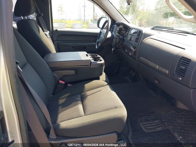 2011 Chevrolet Silverado 1500 მანქანა იყიდება აუქციონზე, vin: 1GCRKSE39BZ422251, აუქციონის ნომერი: 12671211