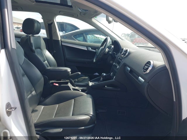 Aukcja sprzedaży 2011 Audi A3 Premium Plus, vin: WAUMFCFM1BA023146, numer aukcji: 12671231