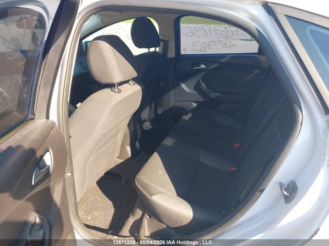 Ford Focus 2014 1FADP3F25EL289783 Image 8