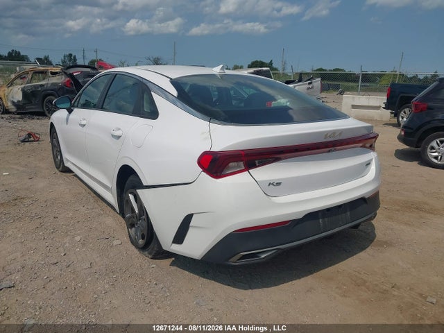 2022 Kia K5 Lx მანქანა იყიდება აუქციონზე, vin: 5XXG24J28NG149083, აუქციონის ნომერი: 12671244