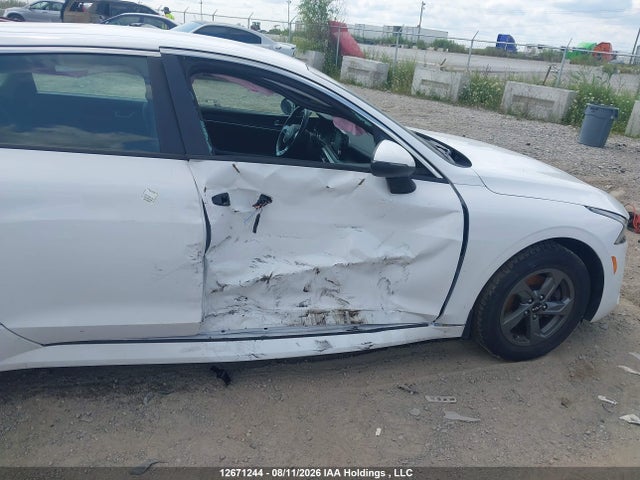 2022 Kia K5 Lx მანქანა იყიდება აუქციონზე, vin: 5XXG24J28NG149083, აუქციონის ნომერი: 12671244