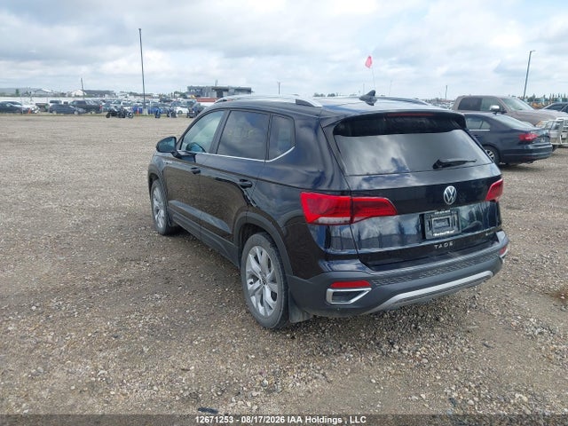 12671253 :رقم المزاد ، 3VVLX7B27NM069564 vin ، 2022 Volkswagen Taos Comfortline مزاد بيع