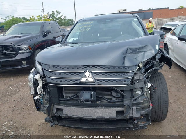 JA4J4UA84RZ635519 Mitsubishi Outlander Es