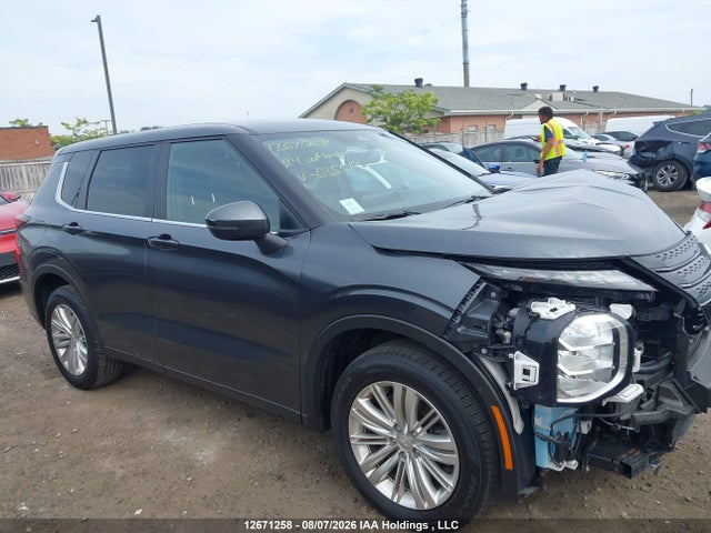JA4J4UA84RZ635519 Mitsubishi Outlander Es